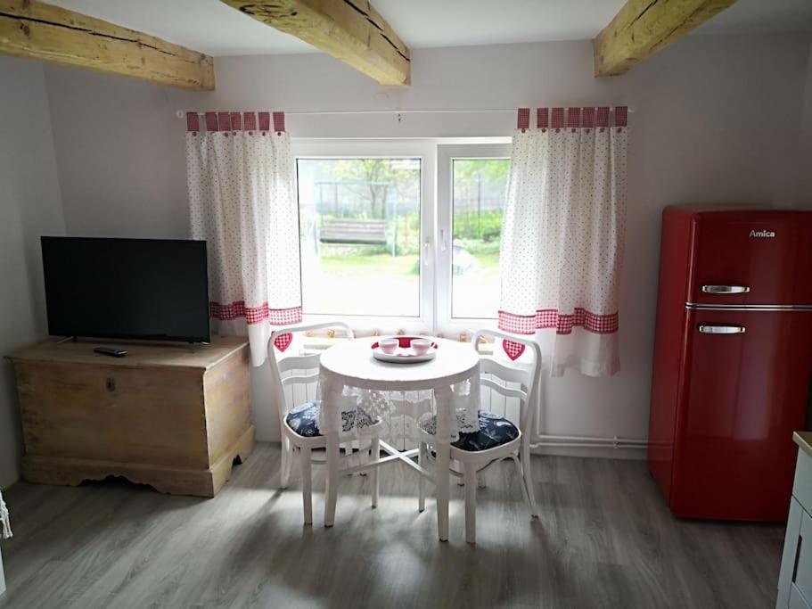 Jankowice  Red Bedヴィラ エクステリア 写真