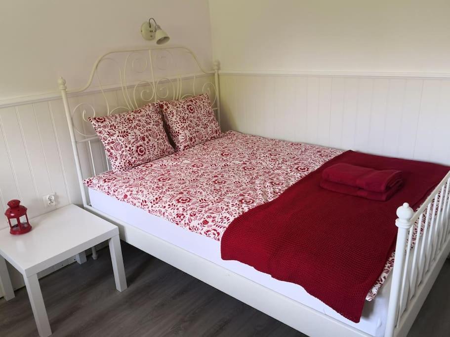 Jankowice  Red Bedヴィラ エクステリア 写真